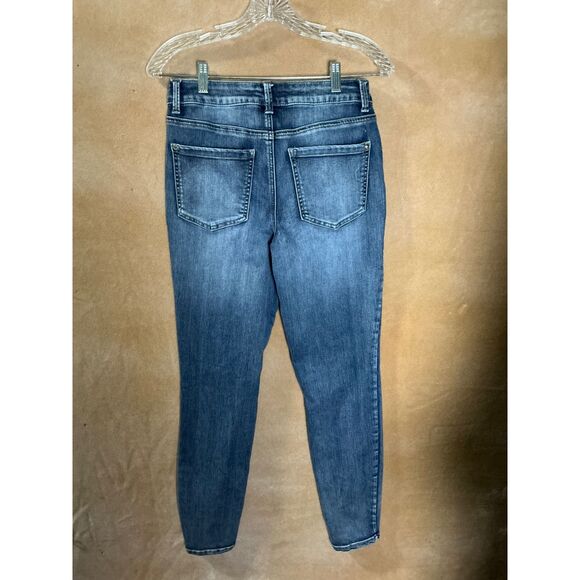Maurices Everflex High Rise Dark Wash Denim Skinny Jeans Size 8 Regular - Picture 3 of 7